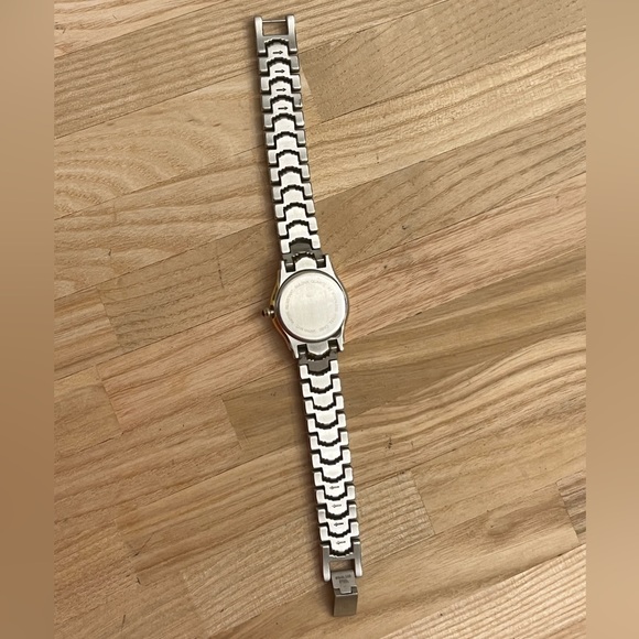 Bulova Ladies Watch Silver Dial Two Tone Bracelet Date Window Rare 98U02 - Picture 12 of 14